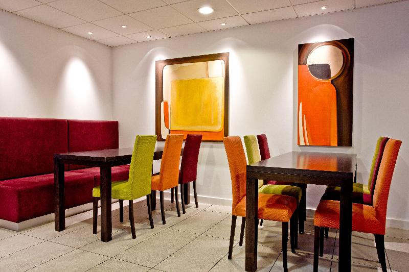 Holiday Inn Express Birmingham - South A45 - Restoran