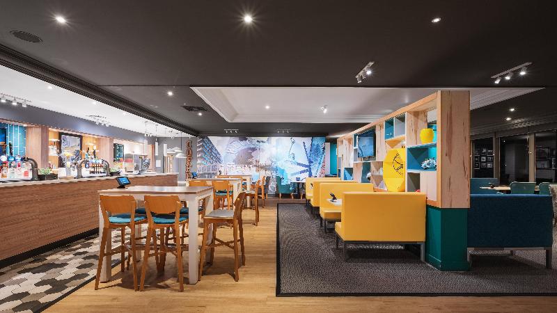 Holiday Inn Leeds - Brighouse - Bar