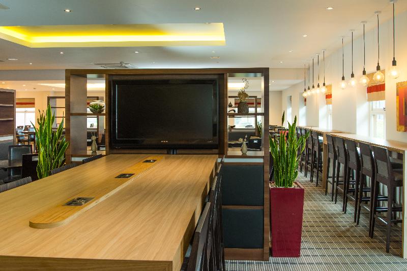Holiday Inn Express Bristol - Filton - Lobi