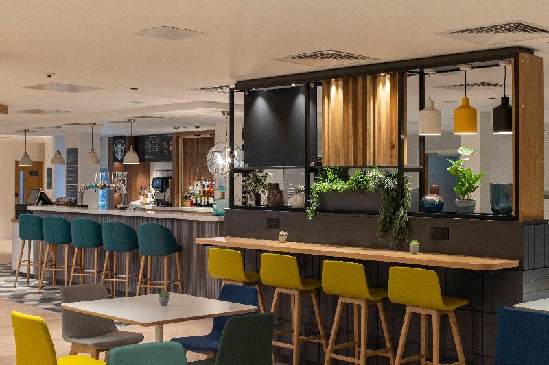 Holiday Inn Bristol Airport - Bar