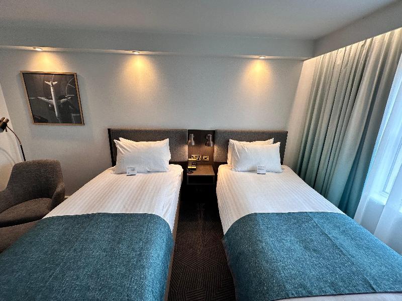 Holiday Inn Bristol Airport - Oda