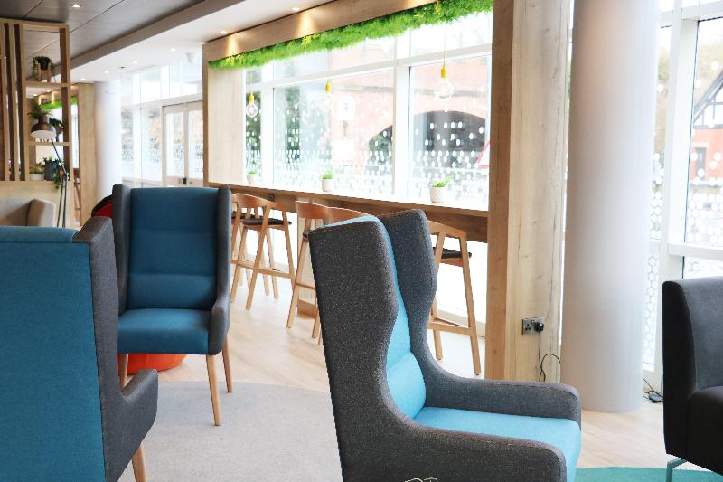 Holiday Inn Express Chester - Racecourse - Bar