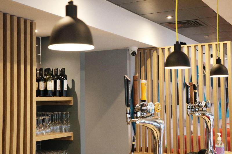 Holiday Inn Express Chester - Racecourse - Bar