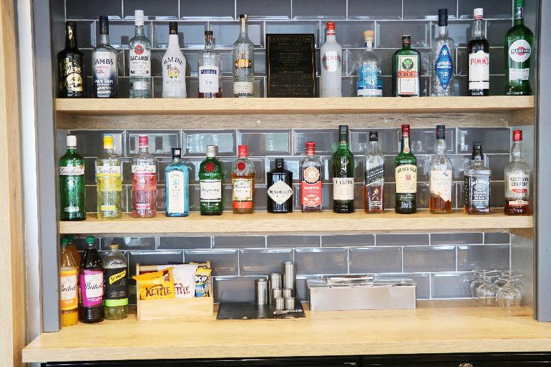 Holiday Inn Express Chester - Racecourse - Bar