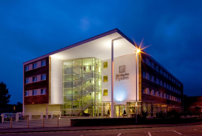 Holiday Inn Express Chester - Racecourse - Genel