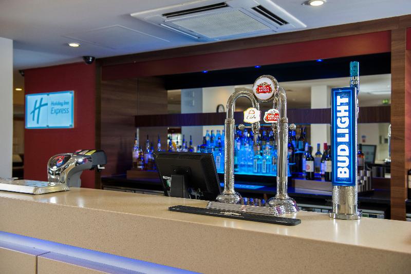 Holiday Inn Express Derby Pride Park - Bar