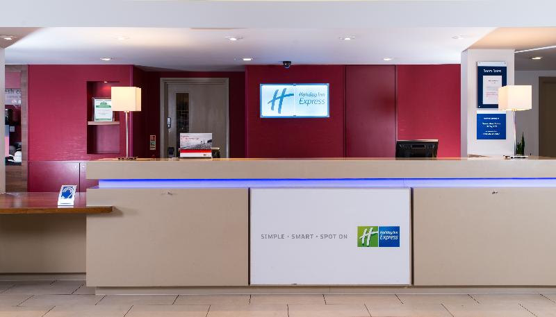 Holiday Inn Express Derby Pride Park - Lobi