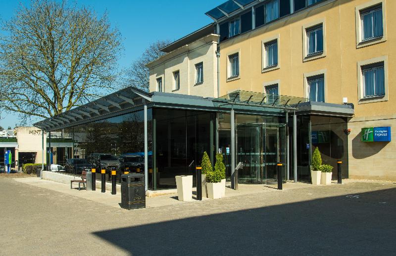 Holiday Inn Express Bath - Genel