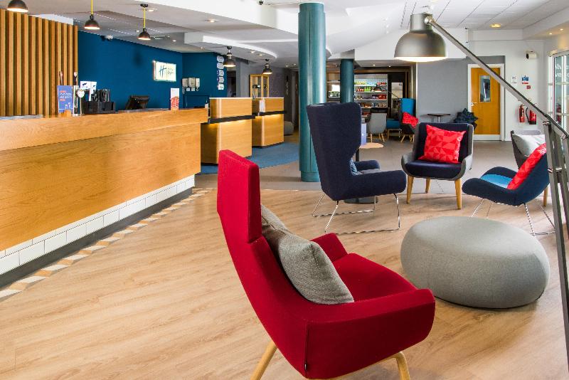 Holiday Inn Express Burton-Upon-Trent - Lobi