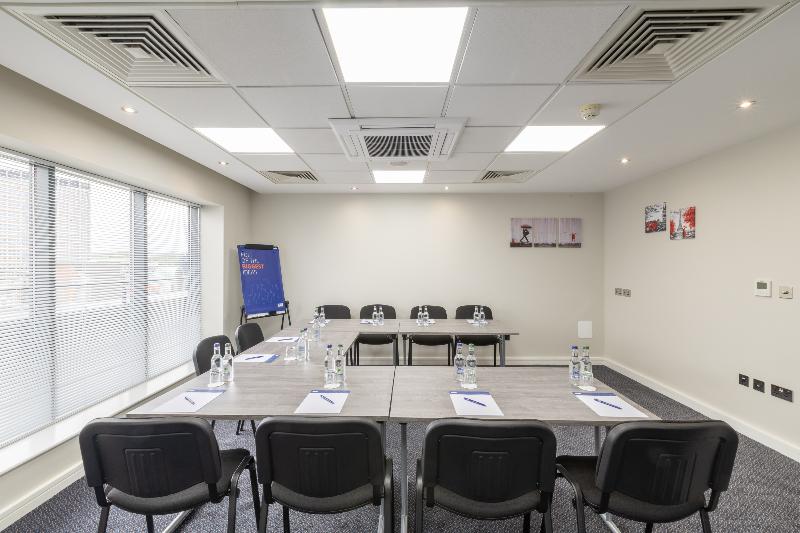 Holiday Inn Express London Croydon by IHG - Toplantı