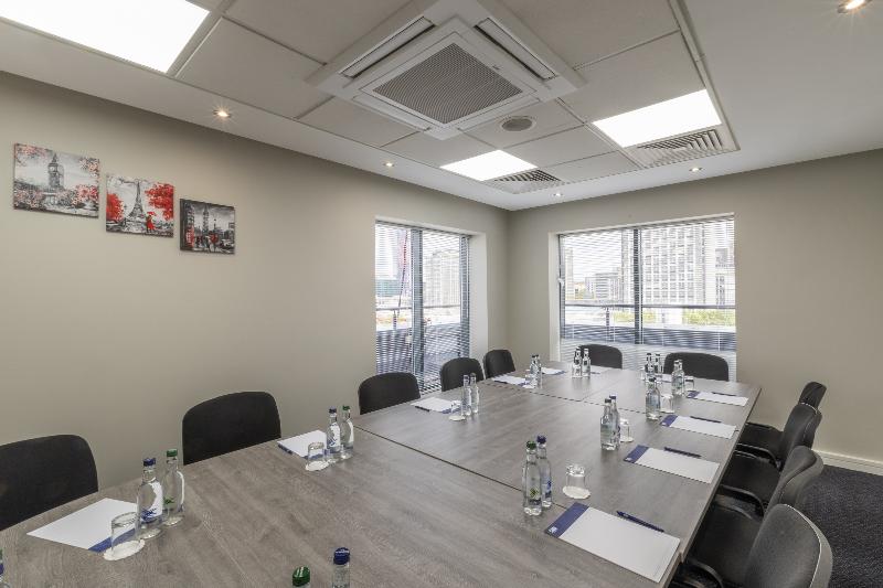 Holiday Inn Express London Croydon by IHG - Toplantı