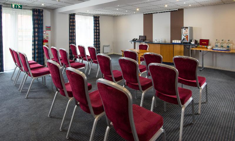 Holiday Inn Express Gloucester South - Genel