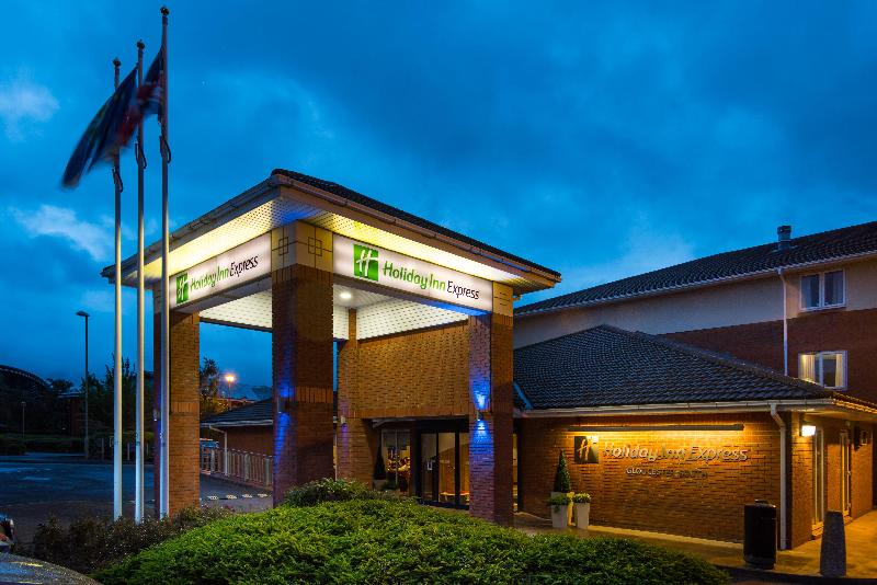 Holiday Inn Express Gloucester South - Genel