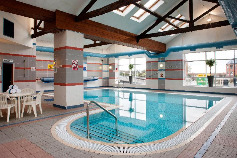 Holiday Inn Ellesmere Port/Cheshire - Havuz