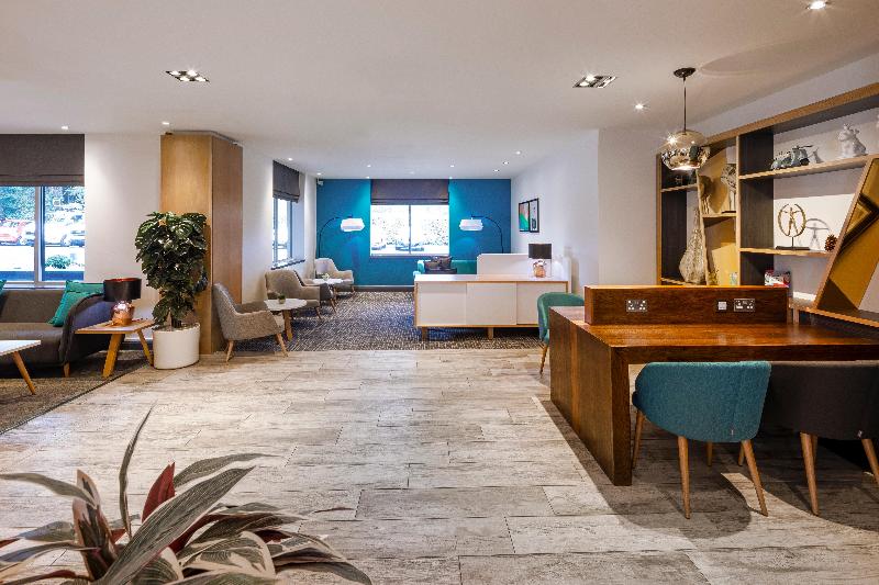 Holiday Inn High Wycombe M40-J4 - Lobi