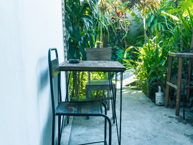 The Wina Guesthouse 2 by ZUZU - Lobi