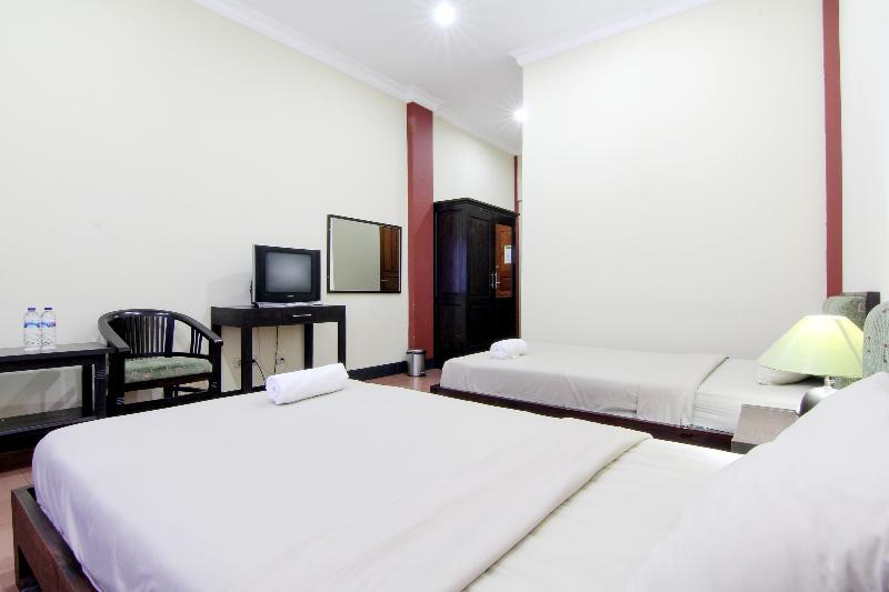 Hotel Tiger Yogyakarta by ZUZU - Oda