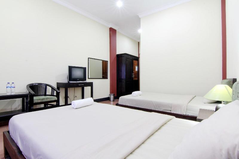 Hotel Tiger Yogyakarta by ZUZU - Oda