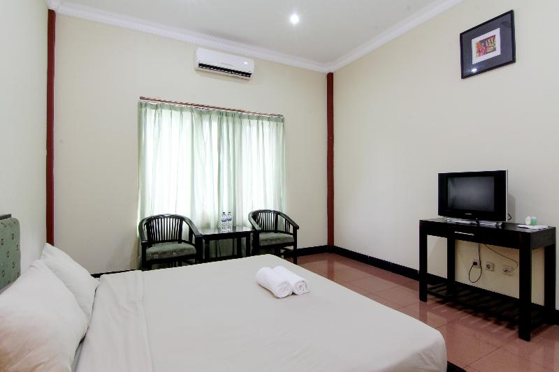 Hotel Tiger Yogyakarta by ZUZU - Oda