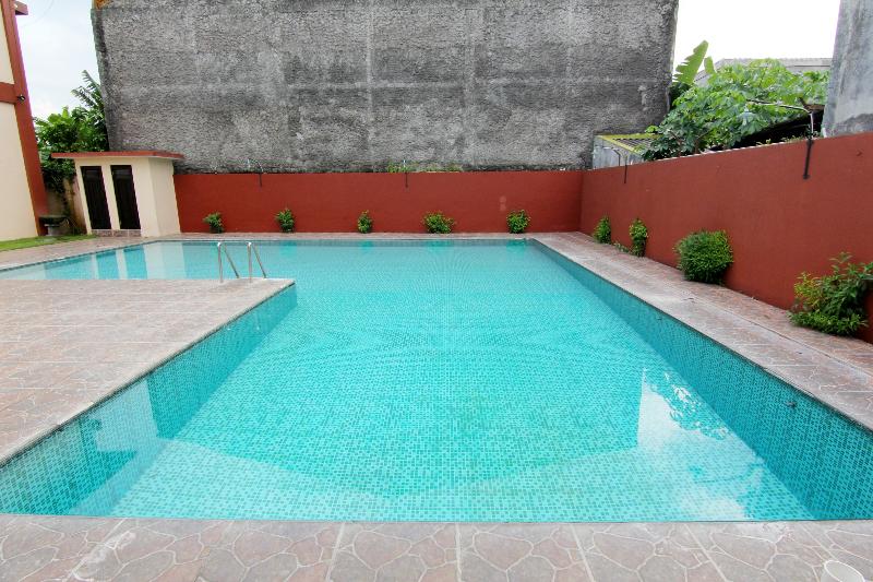 Hotel Tiger Yogyakarta by ZUZU - Havuz
