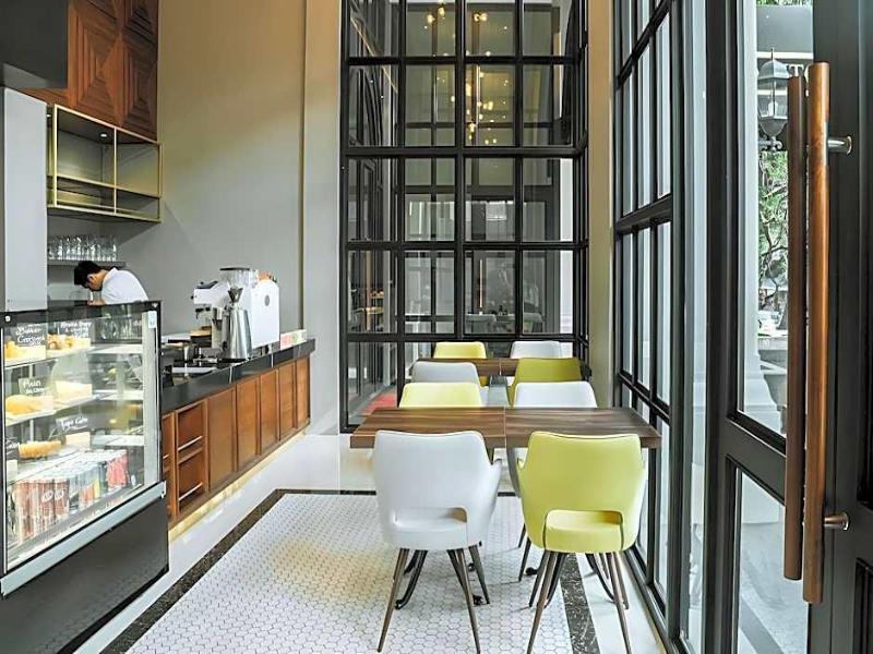 Barito Mansion - Genel
