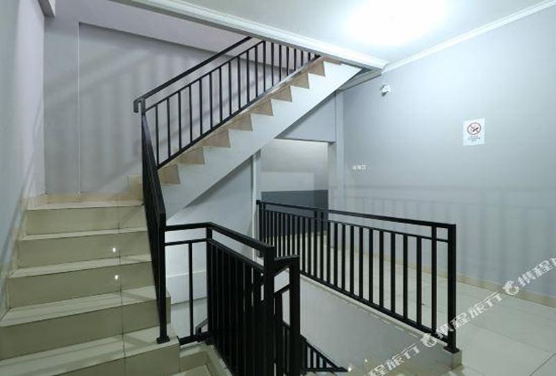 Barada Rooms - Lobi