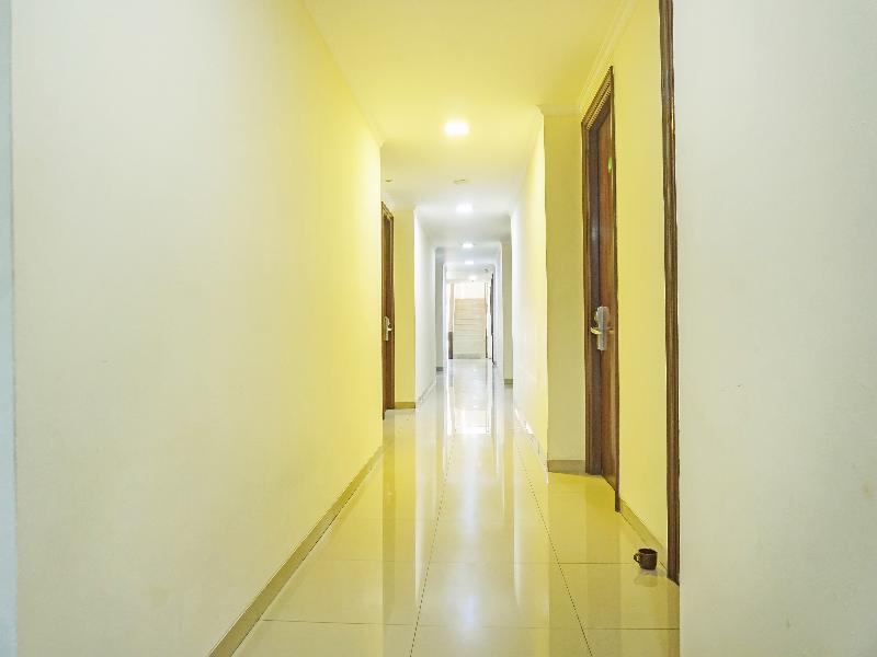 Collection O 91409 Hotel Fiducia Otista 153 - 157 - Lobi