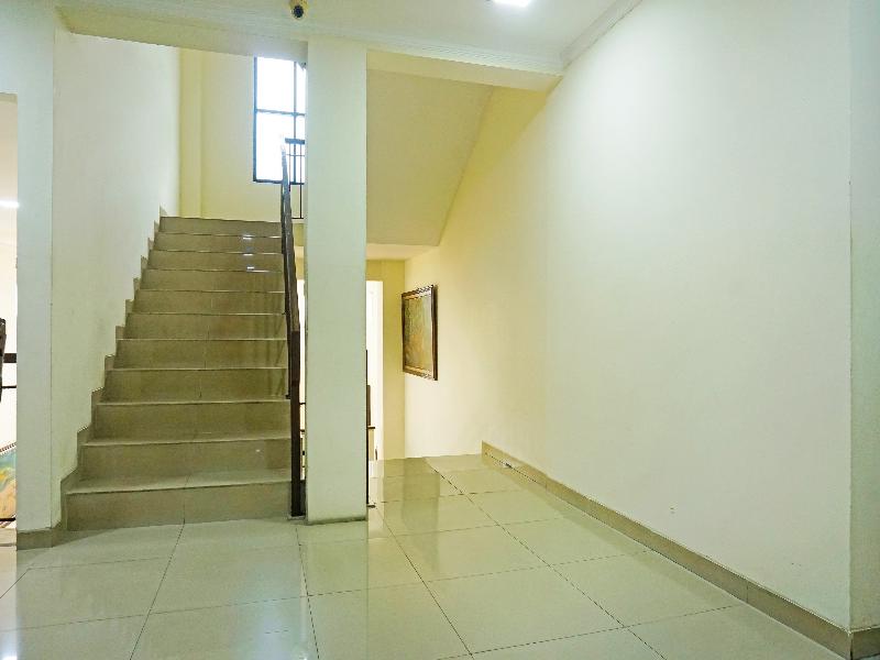 Collection O 91409 Hotel Fiducia Otista 153 - 157 - Lobi