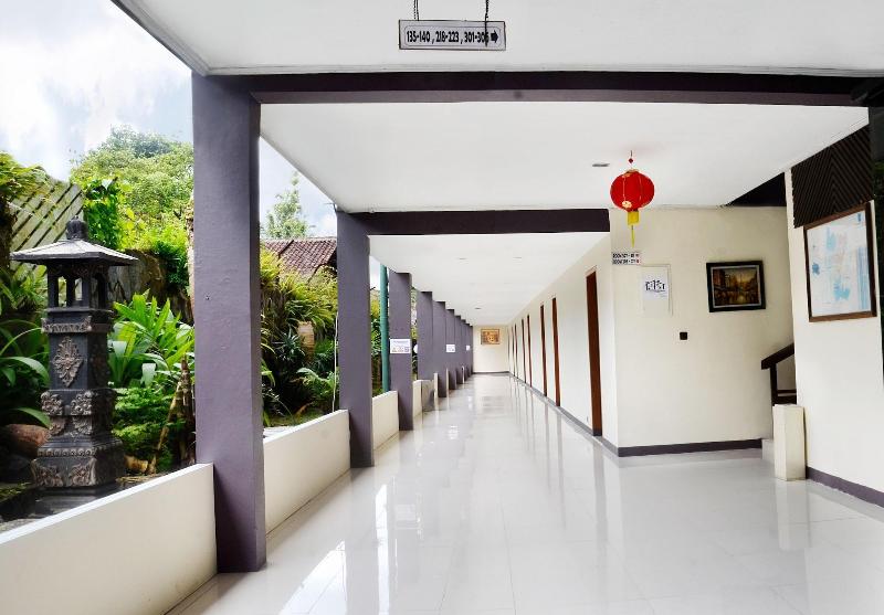 Hotel Permata Hijau - Genel