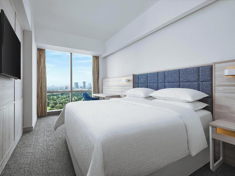 Four Points by Sheraton Surabaya, Pakuwon Indah - Oda