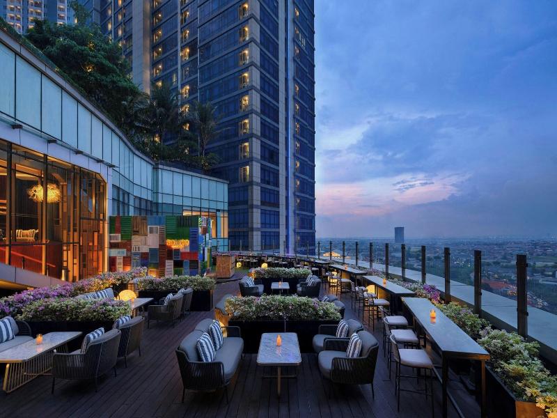 Four Points by Sheraton Surabaya, Pakuwon Indah - Oda