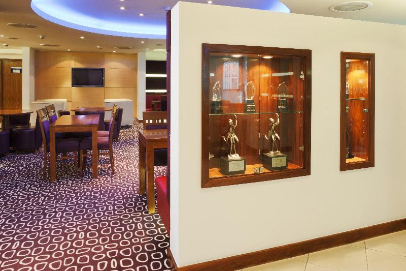 Holiday Inn Express London Swiss Cottage - Genel