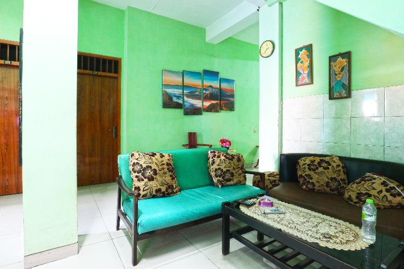 Hotel Setia Budi by ZUZU - Lobi