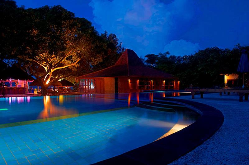 Oceans 5 Dive Resort - Genel