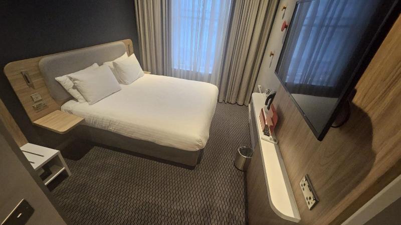Holiday Inn Express London Victoria - Oda