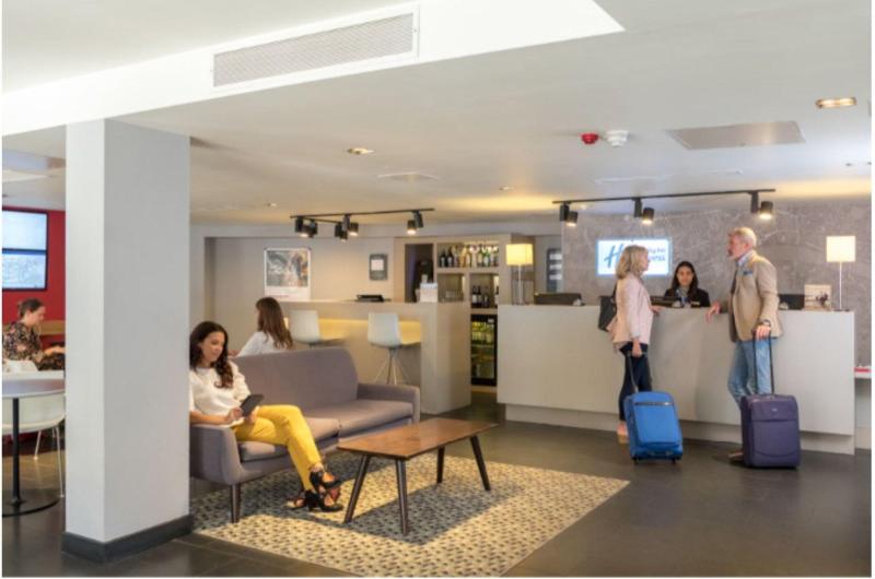 Holiday Inn Express London Southwark - Lobi