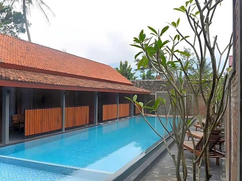 Wahid Borobudur - Genel