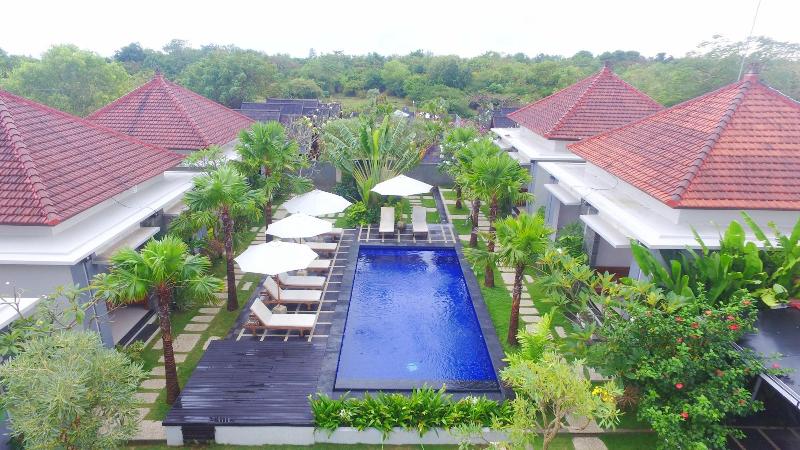 D' Padang - Genel