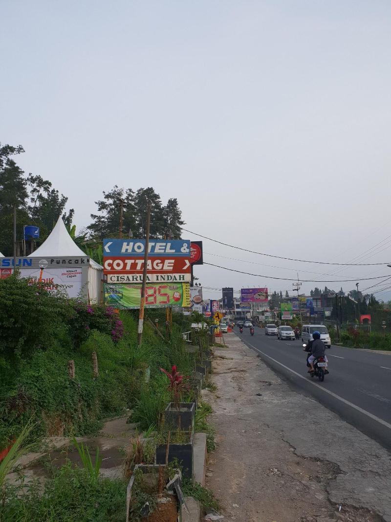 Hotel Cisarua Indah - Genel