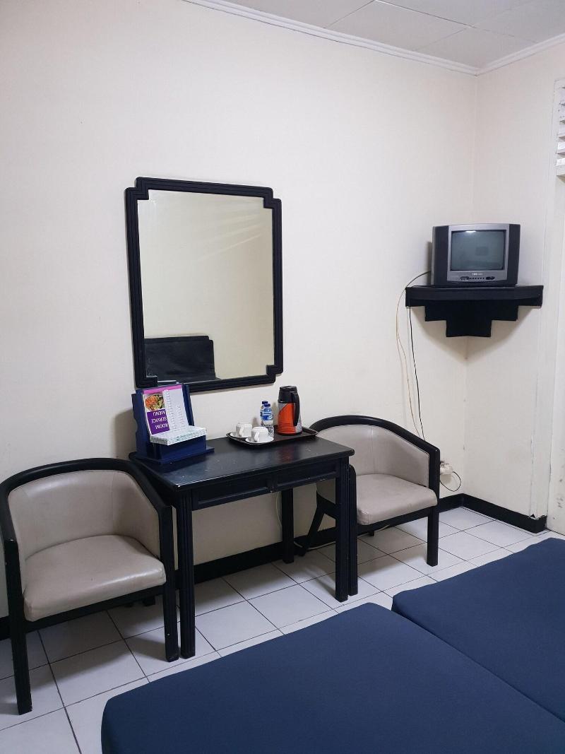 Hotel Cisarua Indah - Oda