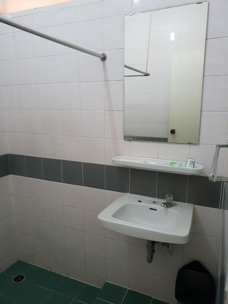 Hotel Cisarua Indah - Oda