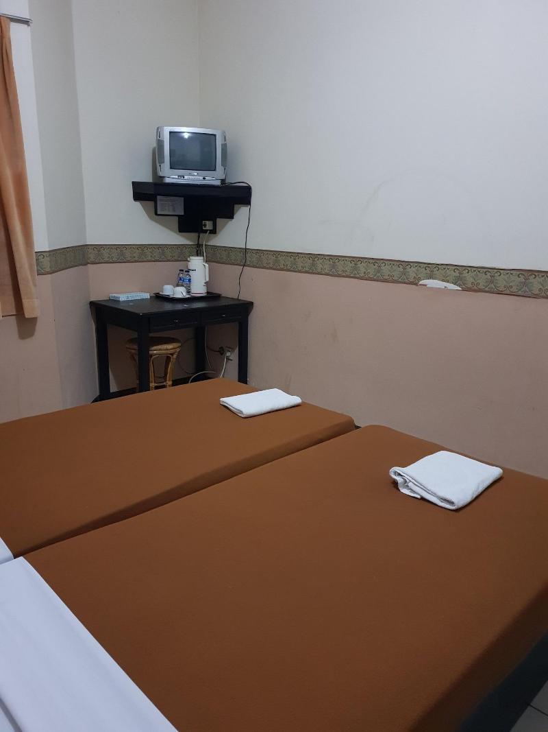 Hotel Cisarua Indah - Oda