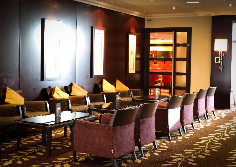 Crowne Plaza Manchester Airport - Lobi
