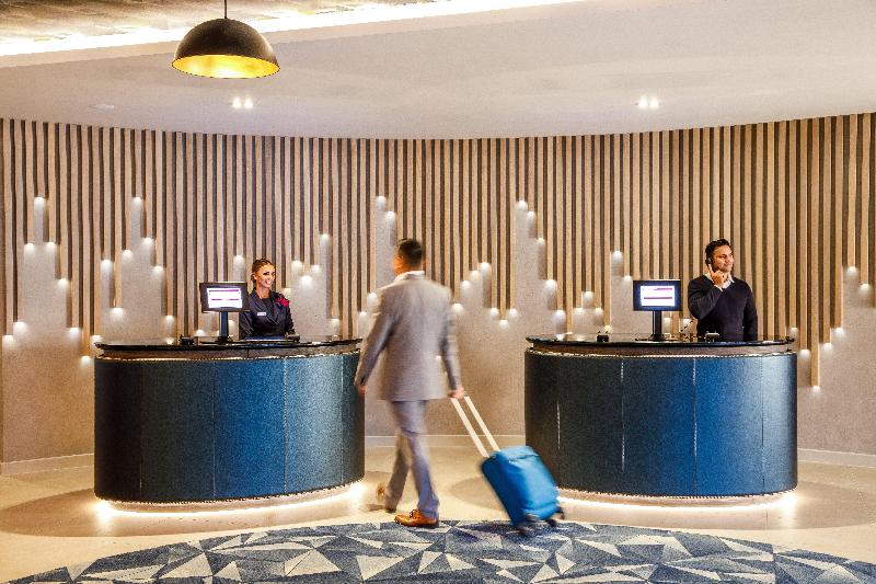 Crowne Plaza Manchester Airport - Genel
