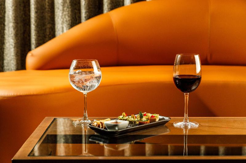Crowne Plaza Manchester Airport - Genel