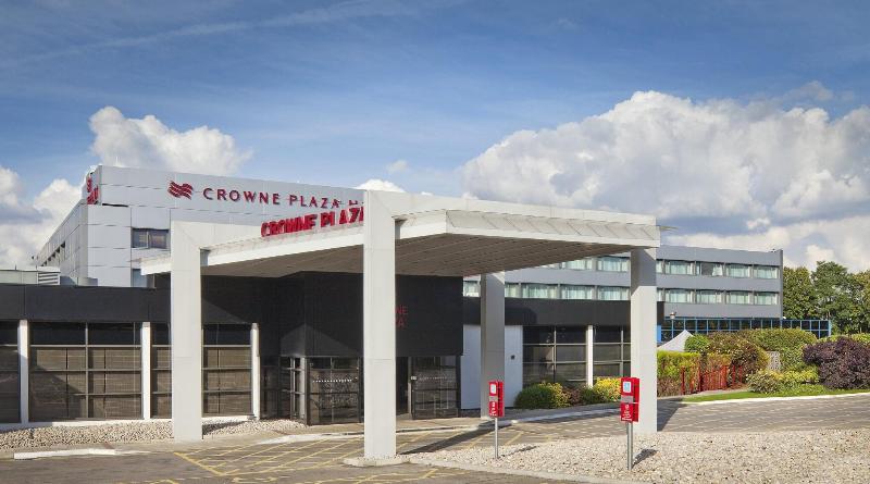 Crowne Plaza Manchester Airport - Genel