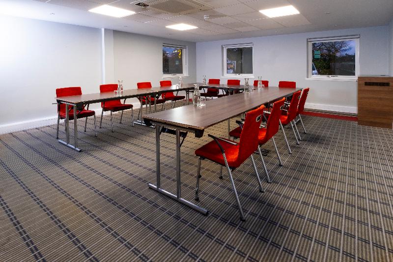 Holiday Inn Express Birmingham Oldbury M5/Jct.2 - Toplantı