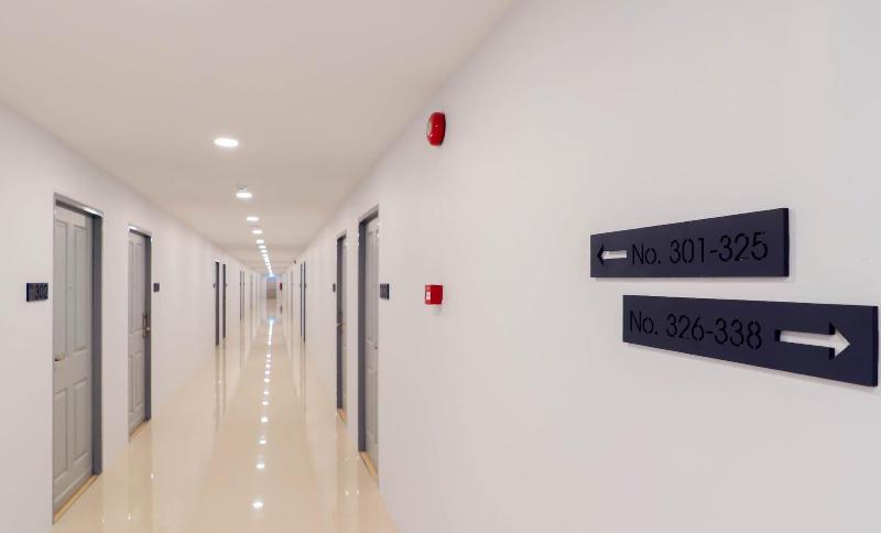 Manonta Budget Hotel - Lobi