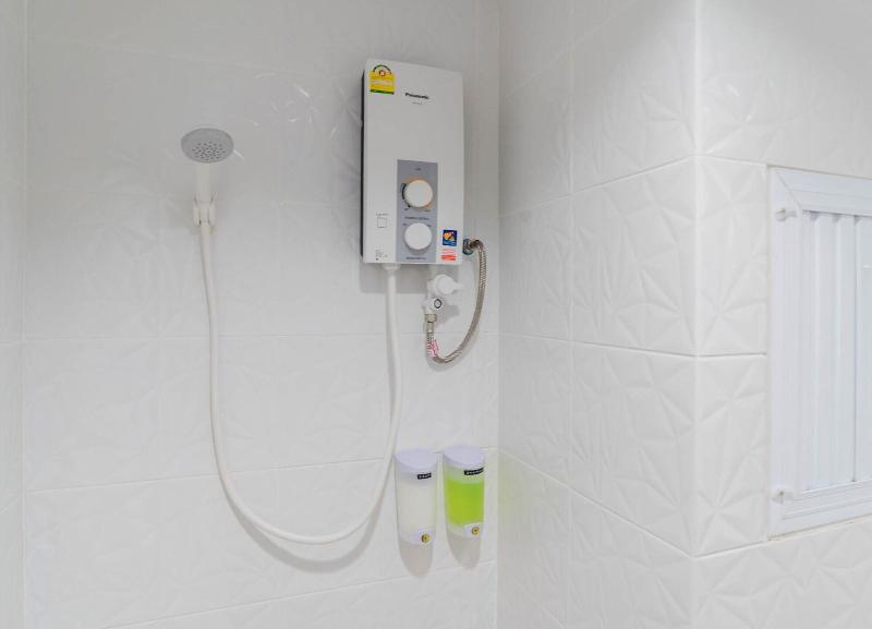 Manonta Budget Hotel - Oda