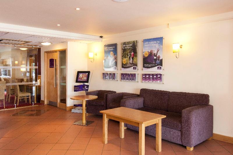 Premier Inn Bolton - Stadium/Arena - Bar